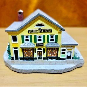 Norman Rockwell “The Country Store” 1990 Rockwell's Main Street Sculpture 2718D